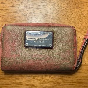 Marc Jacobs wristlet